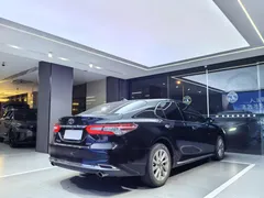 2023 Toyota Camry 2.0G Luxury, чёрный — фото 7