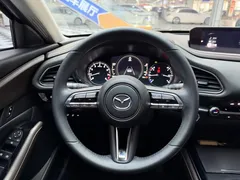 2022 Mazda CX-30 2.0L AT, красный — фото 19