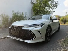 2022 Toyota Avalon 2.5L Luxury, белый — фото 1