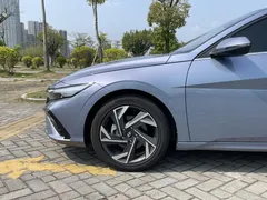 2023 Hyundai Elantra 1.5L CVT GLX Elite — фото 11