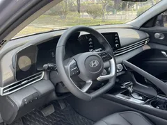 2023 Hyundai Elantra 1.5L CVT GLX Elite — фото 14