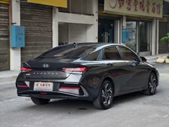 2023 Hyundai Elantra 1.5L CVT GLX Elite — фото 7