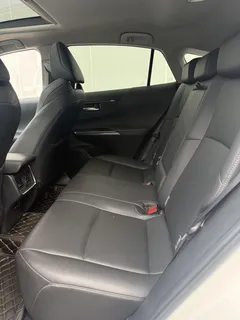 2023 Toyota Venza 2.0L CVT 2WD Luxury, белый — фото 8