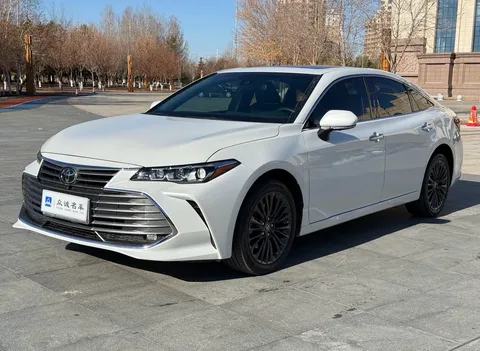 2022 Toyota Avalon 2.0L XLE Premium