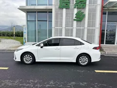 2023 Toyota Corolla 1.5L CVT, белый — фото 6