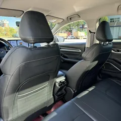 2023 Geely Emgrand 1.5L CVT Luxury Champion 4th Gen — фото 6