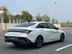 2023 Hyundai Elantra 1.5L CVT GLX Elite, белый — фото 5