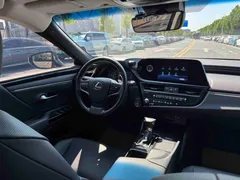 2021 Lexus ES 260, белый — фото 9