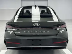 2023 Hyundai Elantra 1.5L CVT TOP Flagship — фото 5