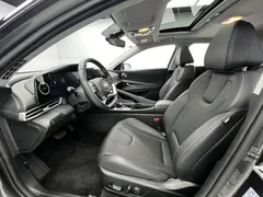 2023 Hyundai Elantra 1.5L CVT TOP Flagship — фото 7