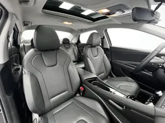 2023 Hyundai Elantra 1.5L CVT TOP Flagship — фото 14