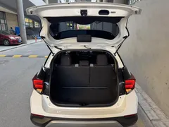 2022 Toyota Yaris L Zhixuan X 1.5L CVT Leading Plus, белый — фото 16