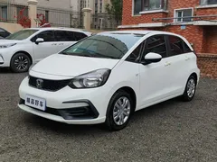 2021 Honda Fit 1.5L CVT, белый — фото 1