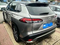 2022 Toyota Frontlander 2.0L CVT Premium — фото 3