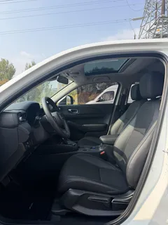 2023 Honda Vezel 1.5L CVT Tech, белый — фото 7