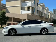 2021 Nissan Teana 2.0L XL Comfort, белый — фото 8