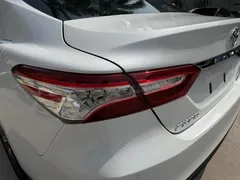 2023 Toyota Camry 2.5Q Flagship, белый — фото 11