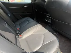 2023 Toyota Camry 2.5Q Flagship, белый — фото 13