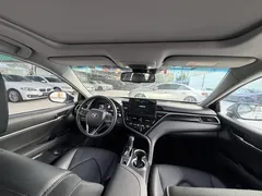 2023 Toyota Camry 2.5Q Flagship, белый — фото 15