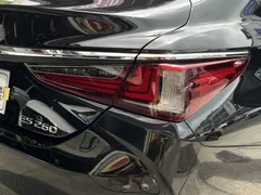 2022 Lexus ES 260 Excellence, чёрный — фото 24