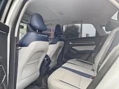 2022 Geely Emgrand 4th Gen 1.5L CVT Flagship, белый — фото 5