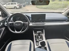 2022 Geely Emgrand 4th Gen 1.5L CVT Flagship, белый — фото 6
