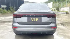 2022 Geely Emgrand 4th Gen 1.5L CVT Luxury — фото 7