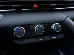 2023 Hyundai Elantra 1.5L CVT GLX Elite — фото 18