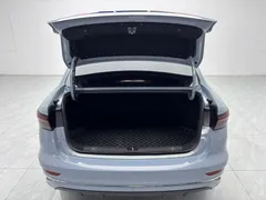 2023 Geely Emgrand 4th Gen 1.5L CVT Premium Champion — фото 15