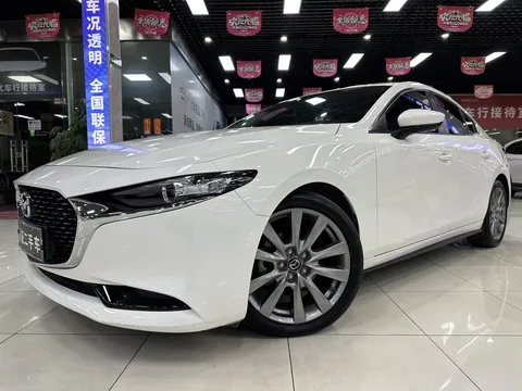 2022 Mazda Mazda3 2.0L AT