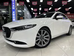 2022 Mazda Mazda3 2.0L AT, белый — фото 1