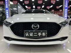 2022 Mazda Mazda3 2.0L AT, белый — фото 2