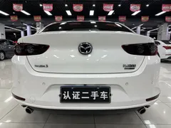 2022 Mazda Mazda3 2.0L AT, белый — фото 6
