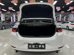2022 Mazda Mazda3 2.0L AT, белый — фото 8