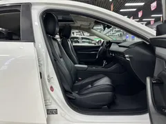 2022 Mazda Mazda3 2.0L AT, белый — фото 11