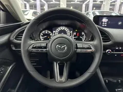 2022 Mazda Mazda3 2.0L AT, белый — фото 13