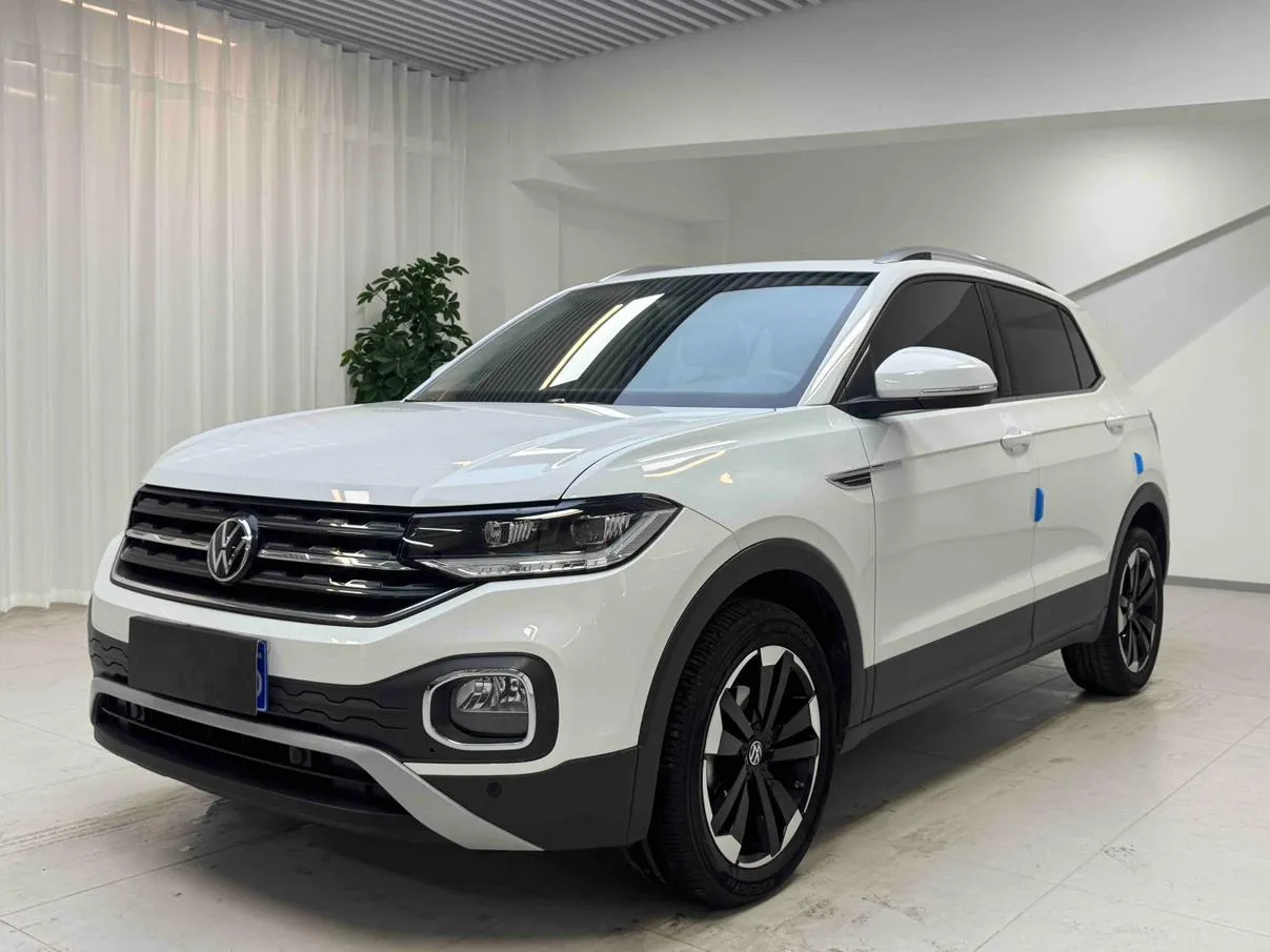 2021 Volkswagen Tacqua 1.5L AT