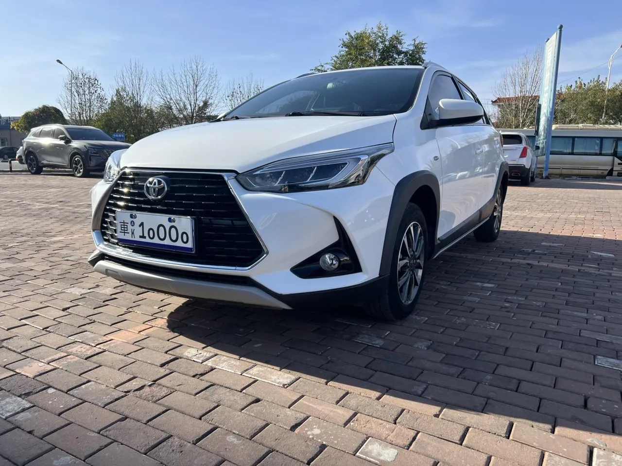 2022 Toyota Yaris L Zhixuan X 1.5L CVT Luxury Plus
