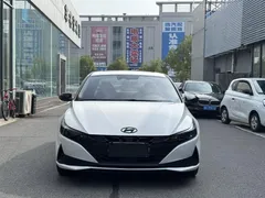 2022 Hyundai Elantra 1.5L CVT 20th SE 20th Anniversary, белый — фото 2
