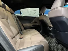 2022 Lexus ES 200 Excellence, чёрный — фото 9