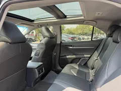 2021 Toyota Camry 2.5G Luxury, чёрный — фото 5