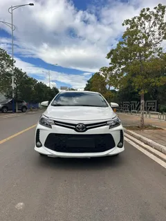 2022 Toyota Vios FS 1.5L CVT CARE, белый — фото 2