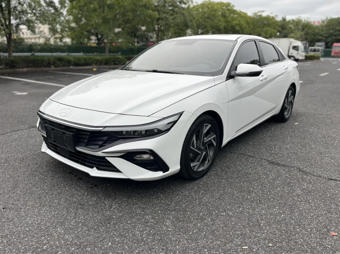 2023 Hyundai Elantra 1.5L CVT GLX Elite