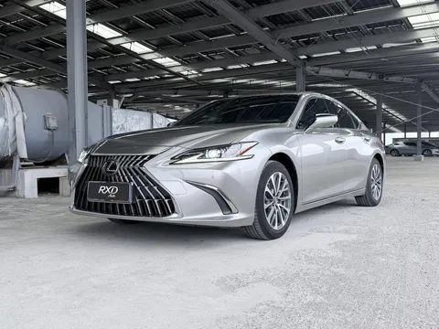 2022 Lexus ES 200 Excellence