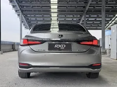 2022 Lexus ES 200 Excellence — фото 4