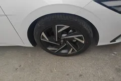 2023 Hyundai Elantra 1.5L CVT GLX Elite, белый — фото 5