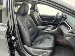 2023 Toyota Camry 2.5G Luxury, чёрный — фото 16