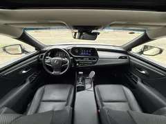 2021 Lexus ES 200 Luxury, белый — фото 6