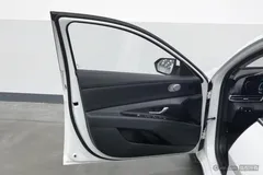 2023 Hyundai Elantra 1.5L CVT GLX Elite, белый — фото 11