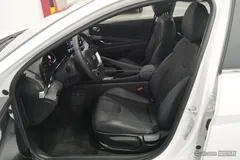 2023 Hyundai Elantra 1.5L CVT GLX Elite, белый — фото 13